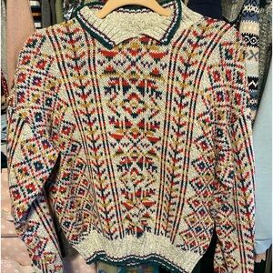 Grandmacore patterned vintage sweater .